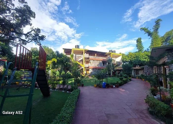 Hr Dukes Den Resort
