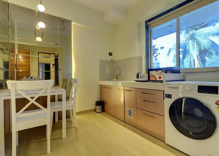 Home2 Studio Apartments