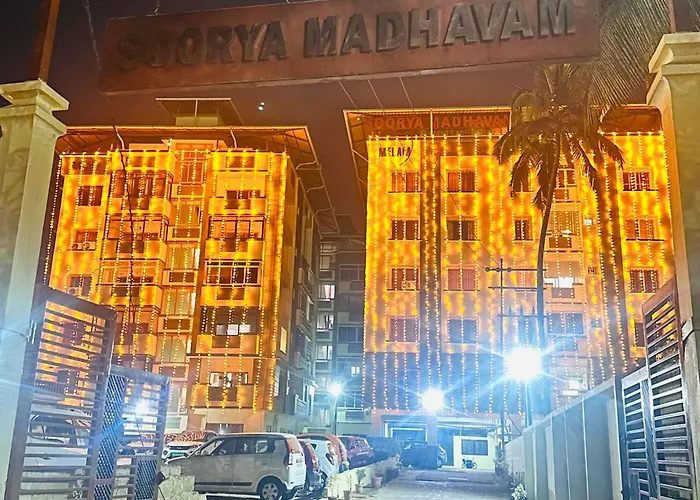 Soorya Madhavam Apartment Guruvayur - 200 M From Temple Walkable