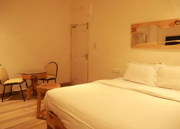 The Woodlands Residency- Unmarried And Stag Groups Not Allowed