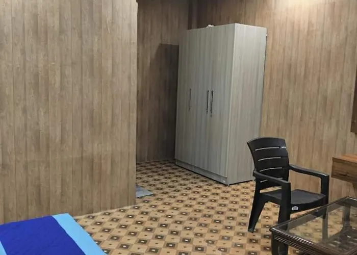 Hotel Pearl Residency