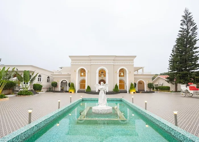 Csr Landmark Resorts