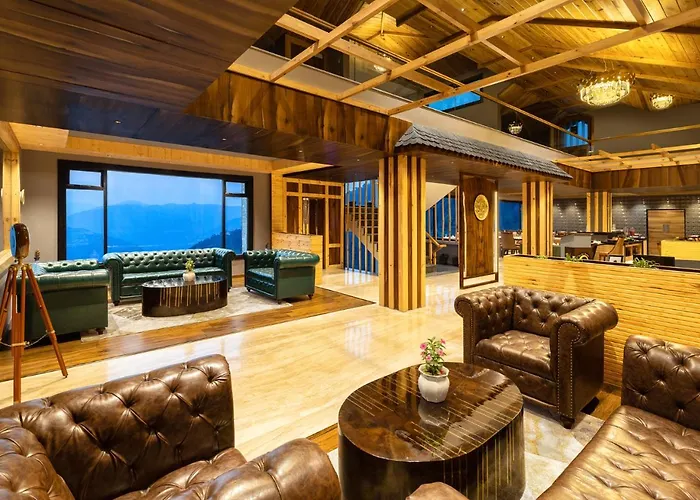 Justa Cliffend Resort & Spa, Mashobra