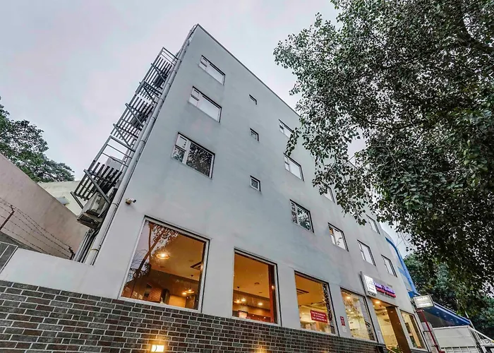 Season 4 Residences - Nungambakkam Near Us Consulate, Apollo Hospital, Shankar Nethralaya Chennai