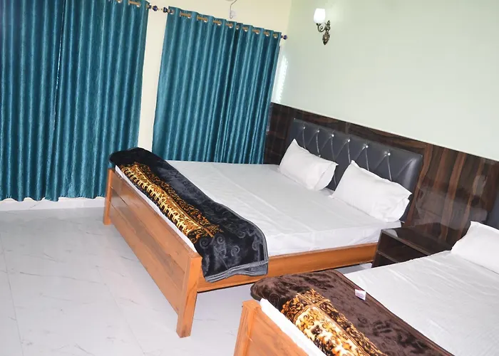 Hotel Av Priya