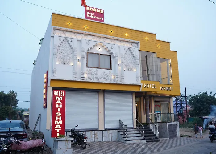Hotel Mahishmati Palace
