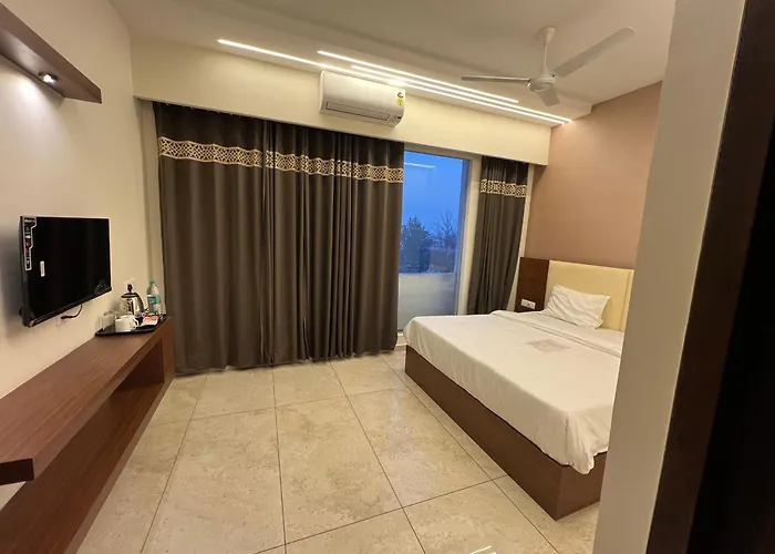 Hotel Ananta