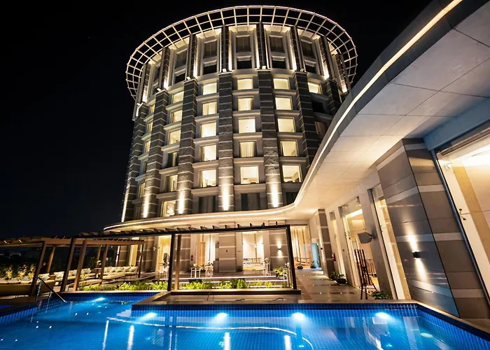 Lyfe Hotel