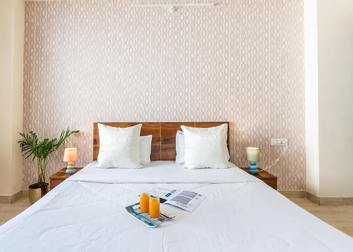 Homlee-Jumbo 1Bhk-2Ac-Kitchen-Lift-Parking-Tapovan