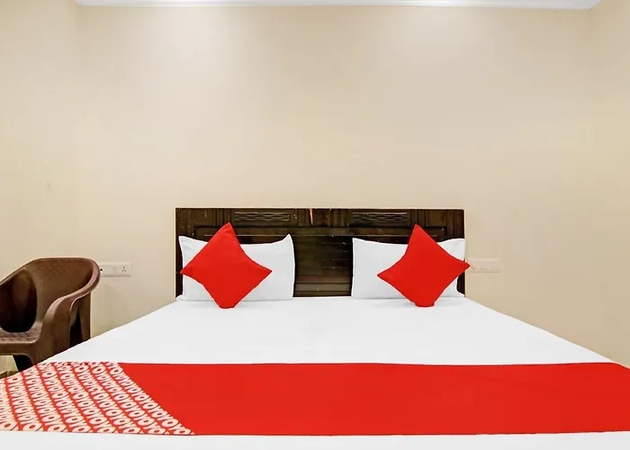 Hotel O Vibhu Residency Near Noida Sector 81 Metro Station