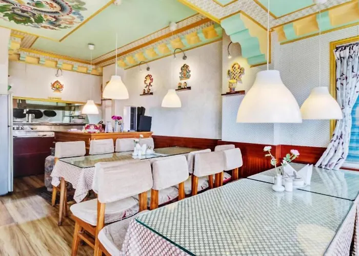 Dekeling Hotel