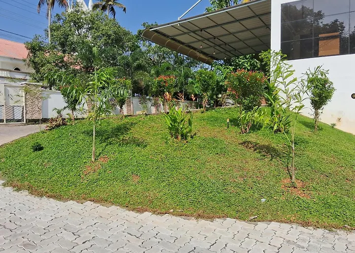 Shamrock Inn Kochi