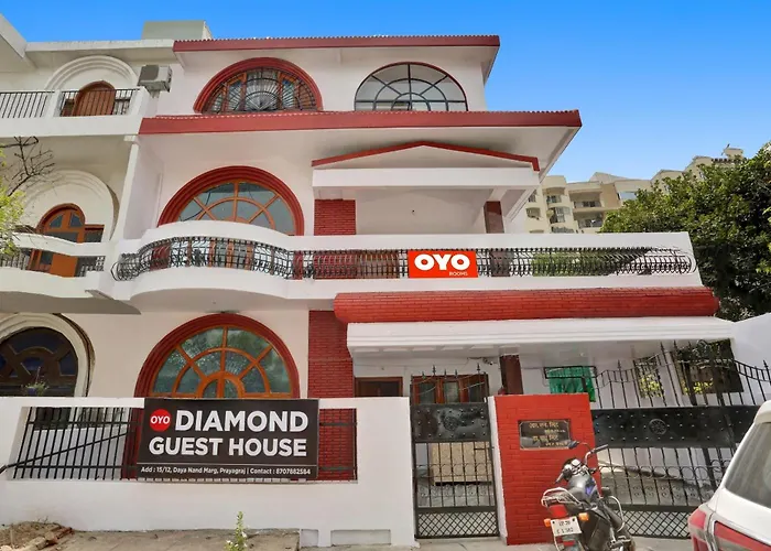 Flagship Diamond Guest House Prayagraj