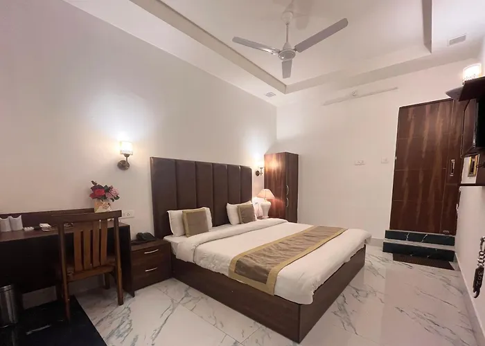 Hotel Embassy