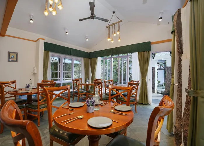 Summit Bougainvillea Tea Resort
