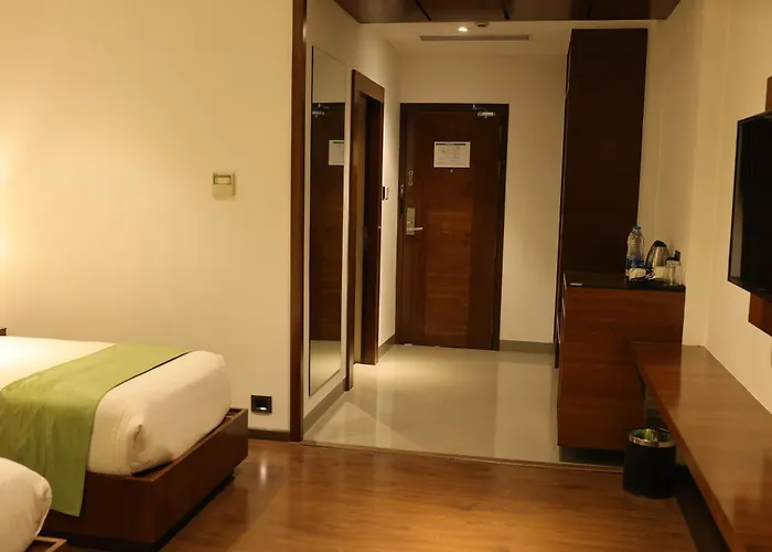 Hotel Ceasar Palace Kottayam