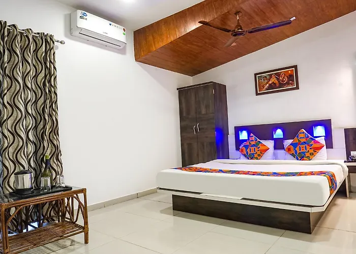 Fabhotel Prime Meera Vatika - Nr Veena Lake