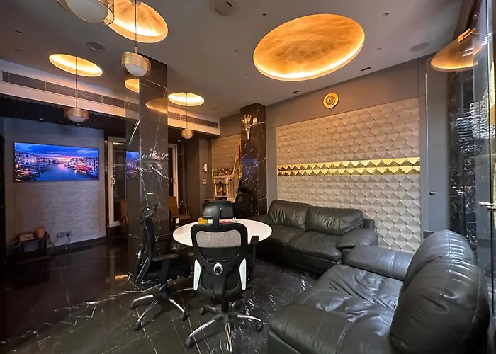 The Singh Empire,New Delhi - A Luxe Collection Hotel
