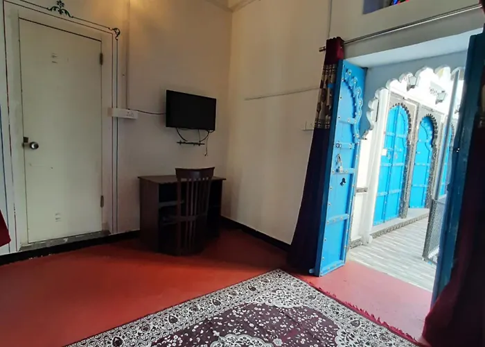 Madan Mohan Villas