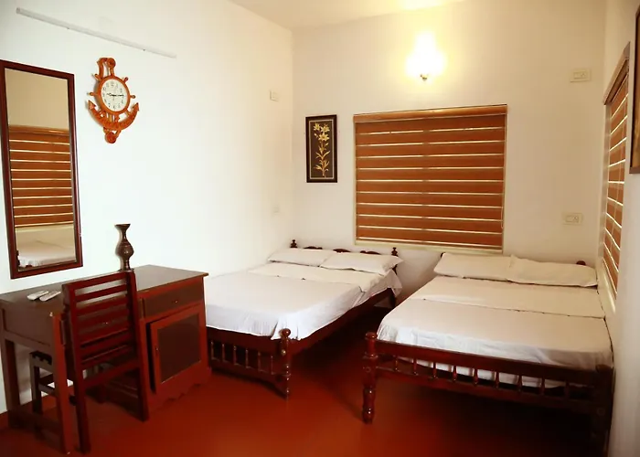 Back Packers Cochin Villa