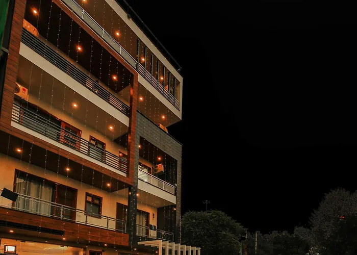 Hotel Maharaja Palace Gurgaon