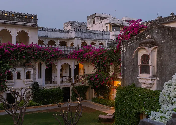 The Rawla Narlai - A Luxury Heritage Stay In Leopard Country