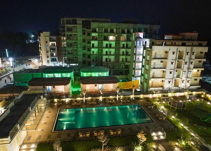 Antique Regency !! Luxurious Hotel In Digha !!