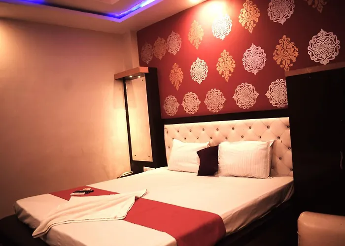 Ananya Hotel