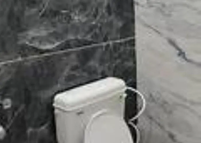 Hotel Mahadev Inn , Varanasi