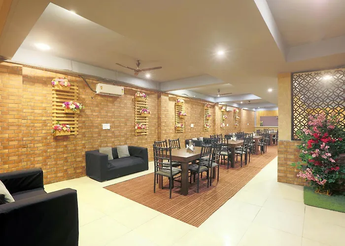 Hotel Lemon Suites & Banquet By Aura