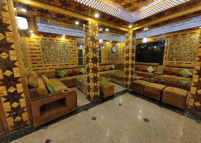 Hotel Gulmarg Lux Shanum