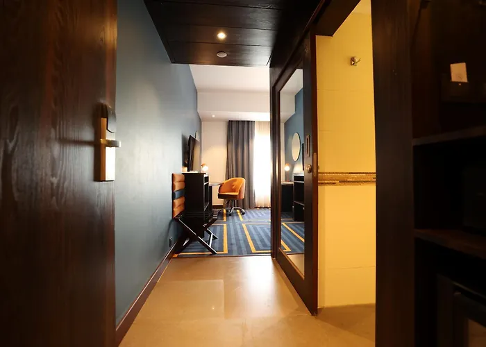 Holiday Inn Express & Suites Jaipur Gopalpura By Ihg