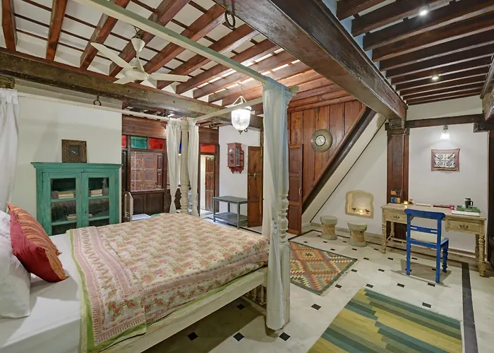 Dodhia Haveli Living 18Th-Century Heritage Pol Life Ahmedabad