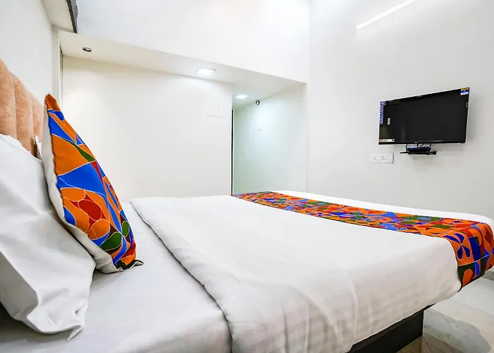 Fabhotel Saroj Inn - Mumbai Naka