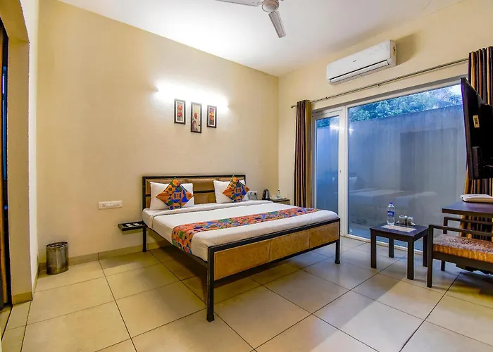 Fabhotel G-5 Villa