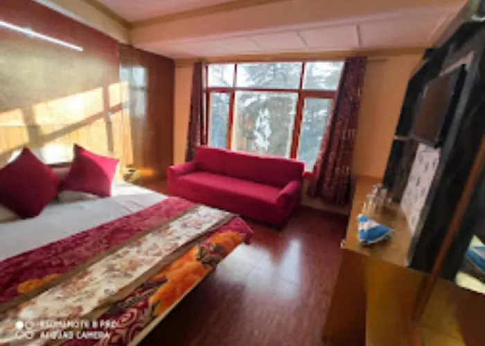 Hotel King Palace - Nature-Valley-Luxury-Room - Prime Location With Parking Facilities