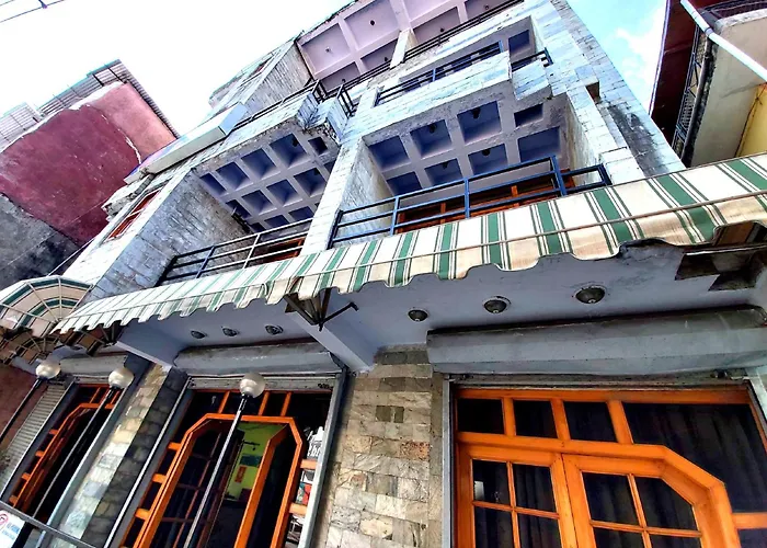 Goroomgo Hotel Radha Continental Nainital - 100 Meters From Mall Road