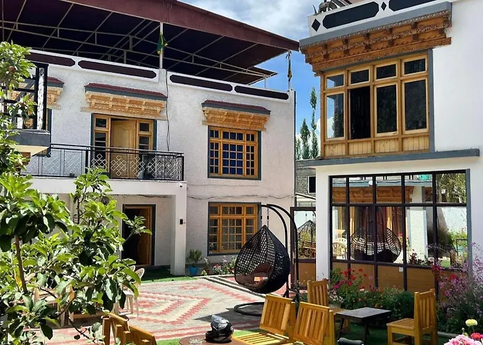 Sky Land Guest House