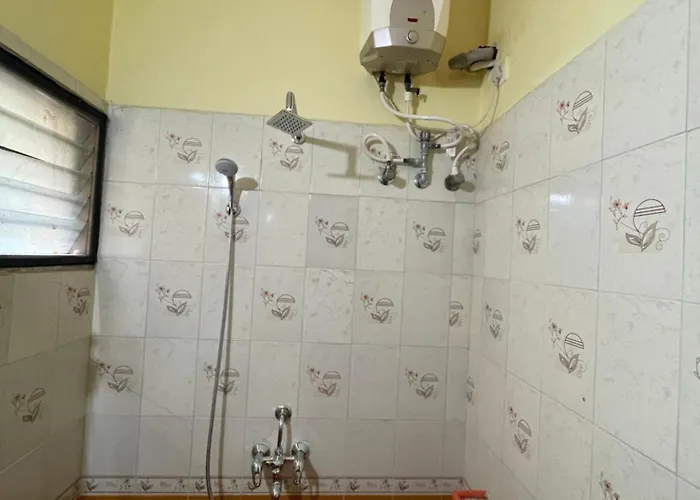 Krishna Home Stay - Double Room