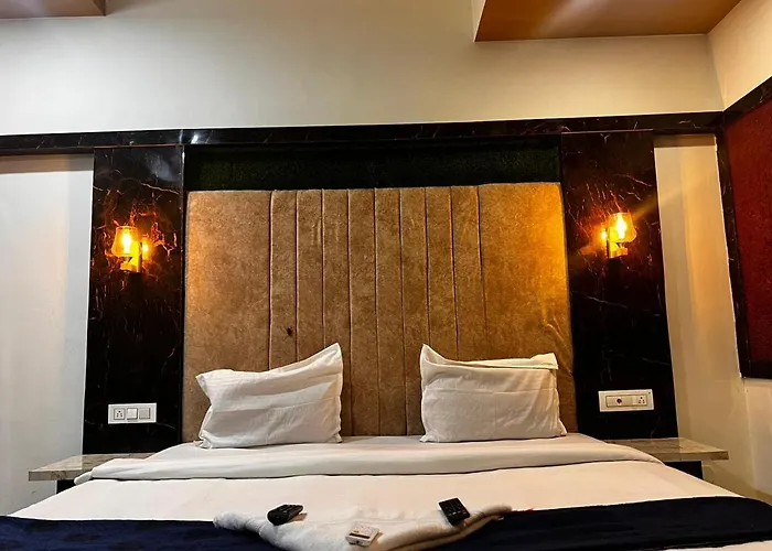 Queens Residency - Kochi