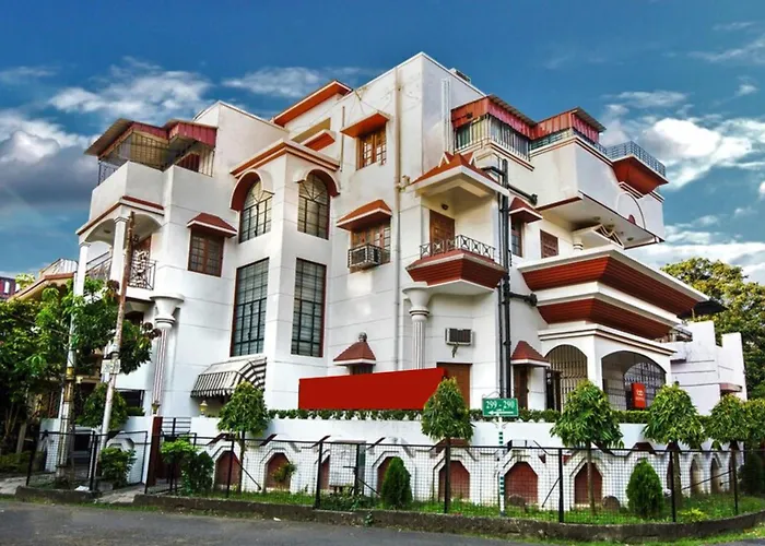 Goroomgo Ullash Residency Salt Lake City Kolkata - Luxurious Room Quality - Excellent Customer Service
