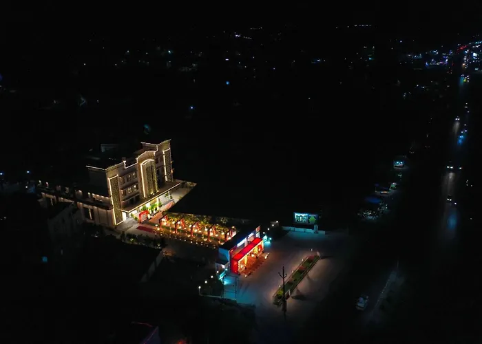Pushpak Hotel & Convention