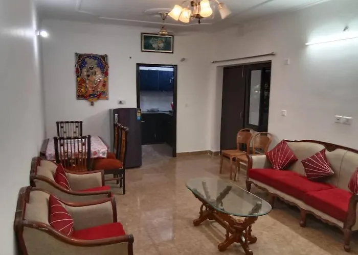 Chandralata Premium Home Stay Vrindavan