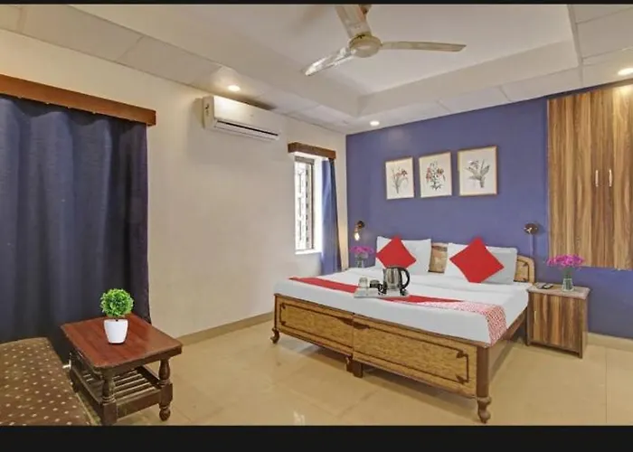 Krishna Residency And Guest House