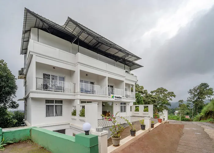 Treebo Windsong Resort Munnar, Tea Plantation View