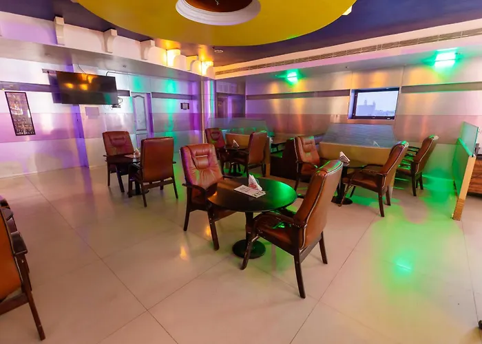 Hotel Dsf Grand Plaza