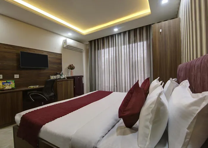 Limewood Stay Silver Studio Near Golf Course Road