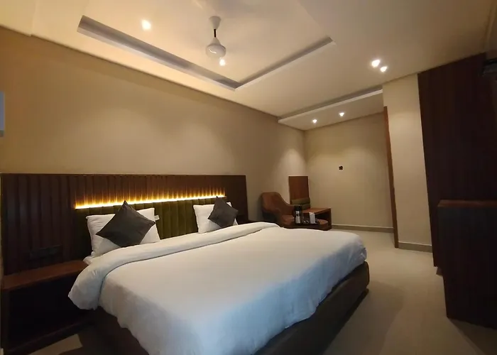 Hotel Gagan Suite