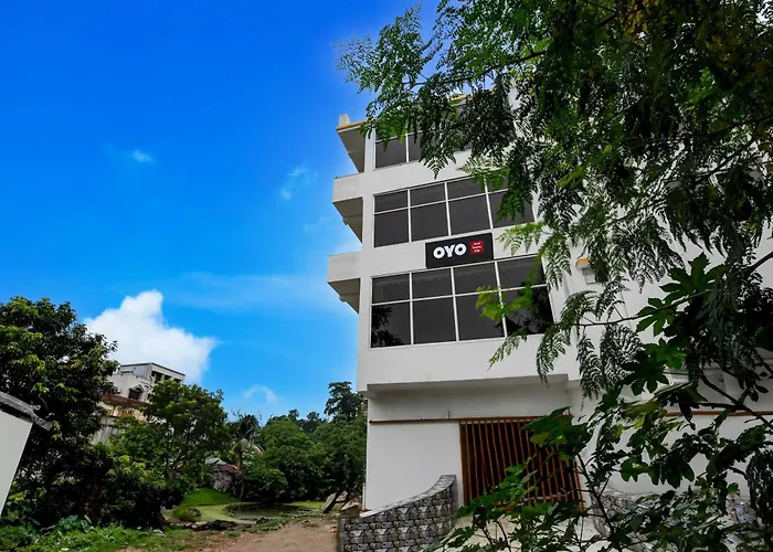 Oyo Tanima Villa
