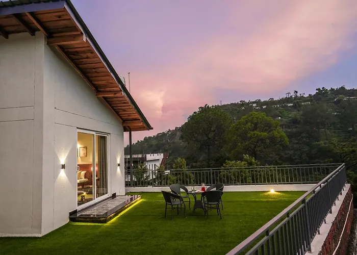 Saffronstays Bourbon - 2Br Luxury Villa With Garden, Bbq, Bonfire & Valley Views Near Naukuchiatal & Bhimtal Lake